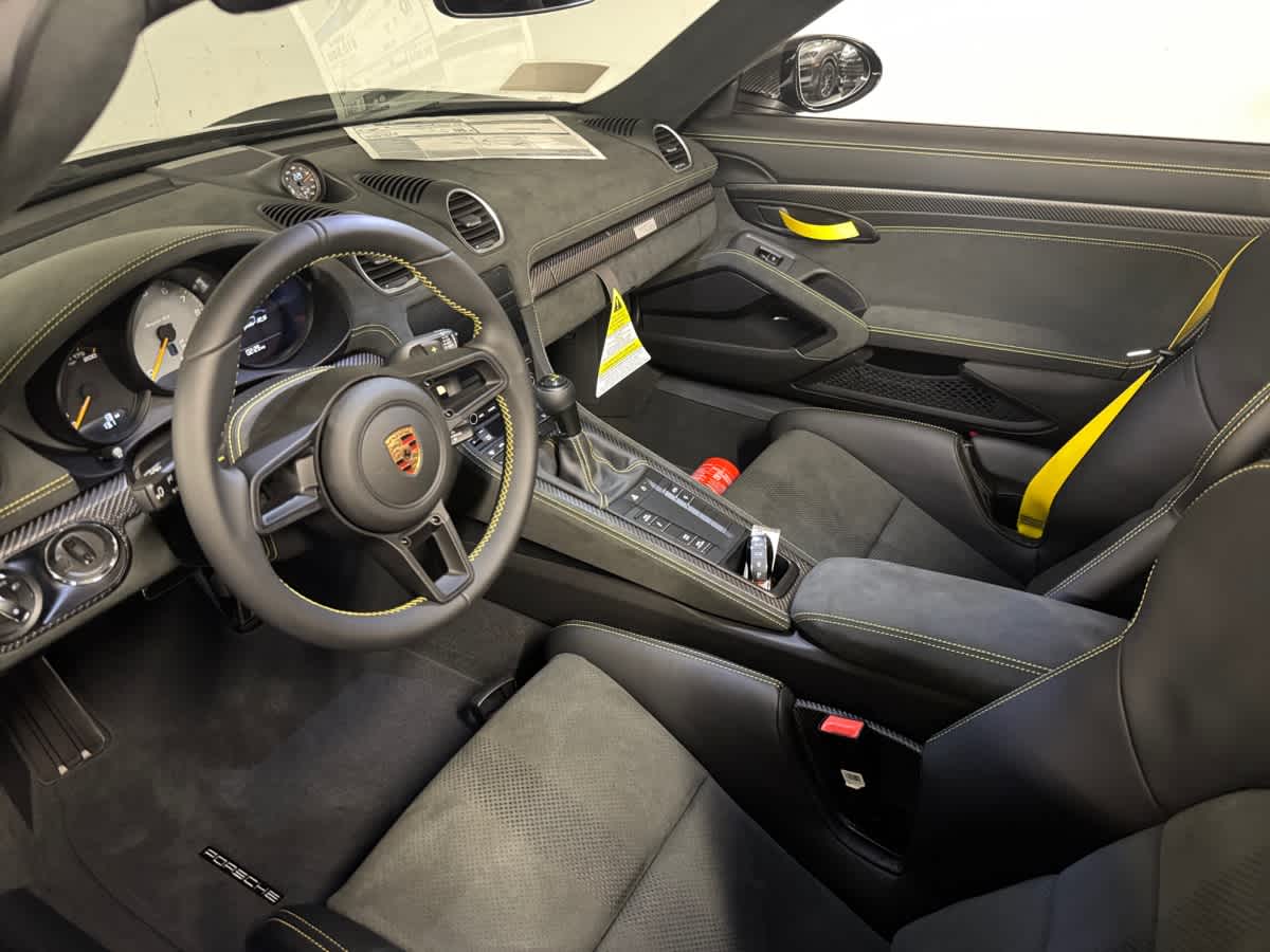 new 2025 Porsche 718 Spyder car