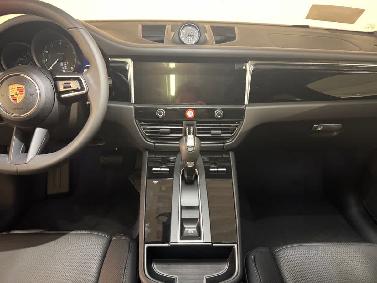 new 2025 Porsche Macan car