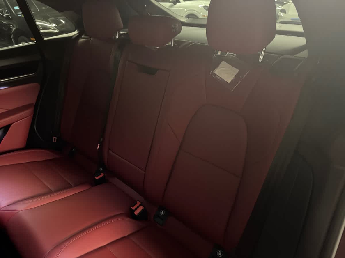 new 2025 Porsche Macan car