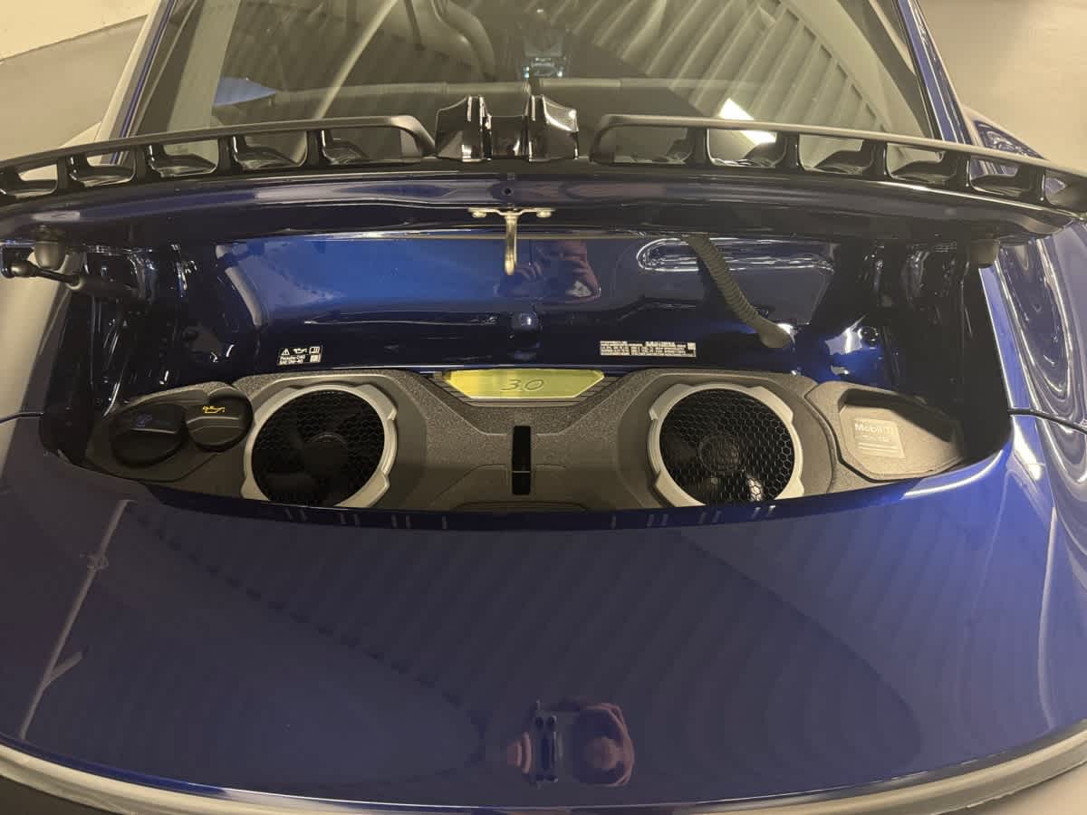 new 2025 Porsche 911 car