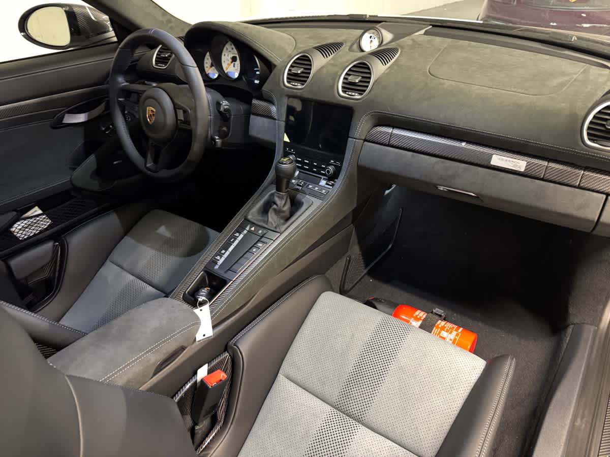 new 2025 Porsche 718 Cayman car