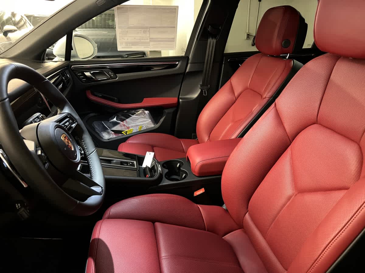 new 2026 Porsche Macan car