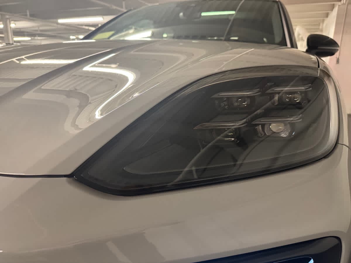 new 2025 Porsche Cayenne car
