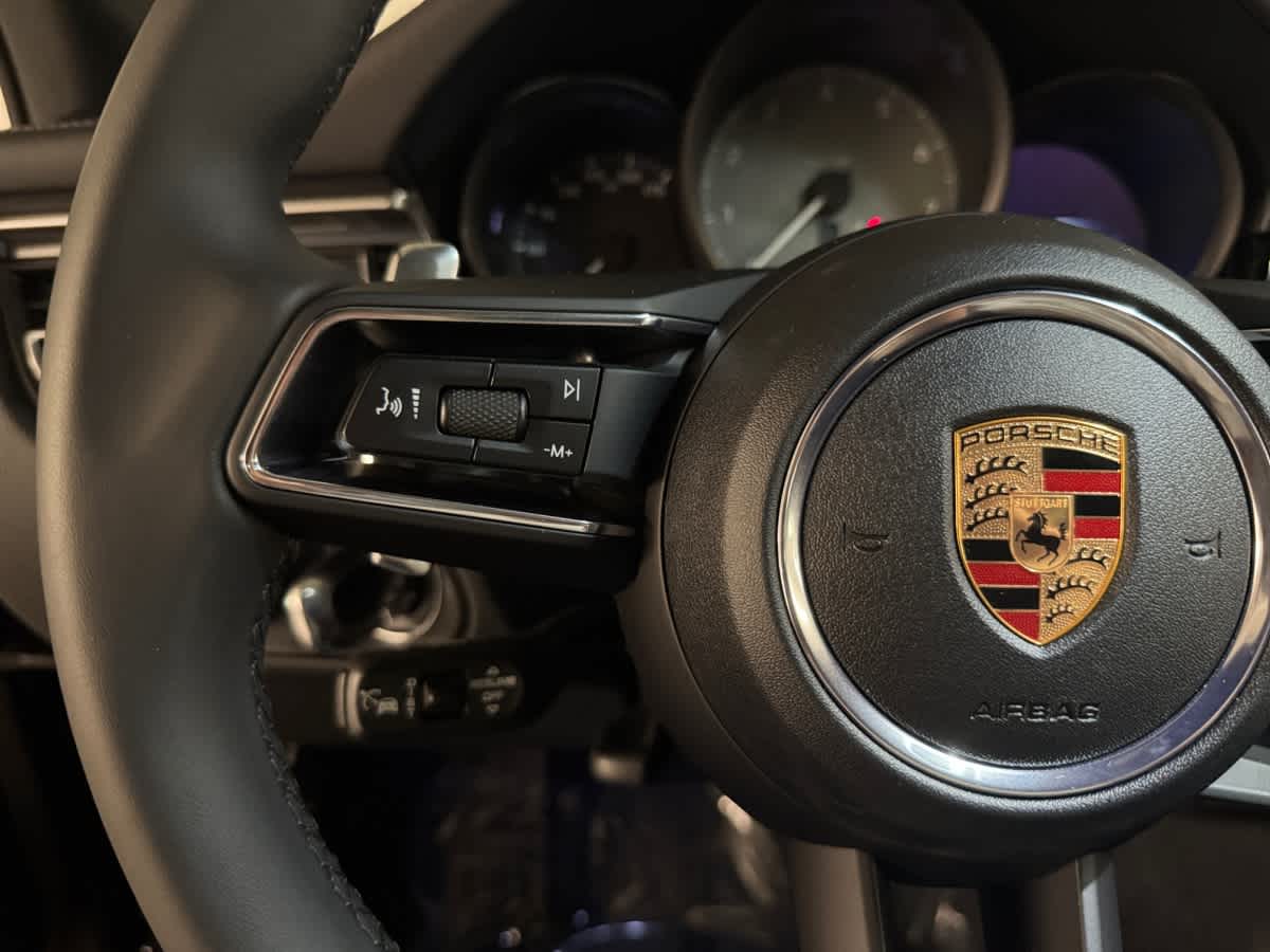 new 2025 Porsche Macan car