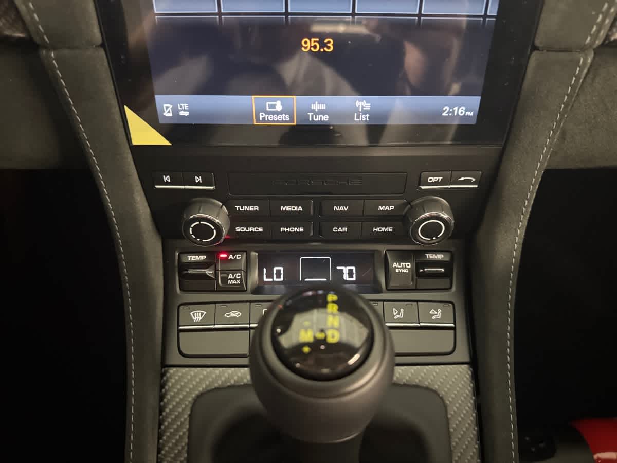 new 2025 Porsche 718 Cayman car