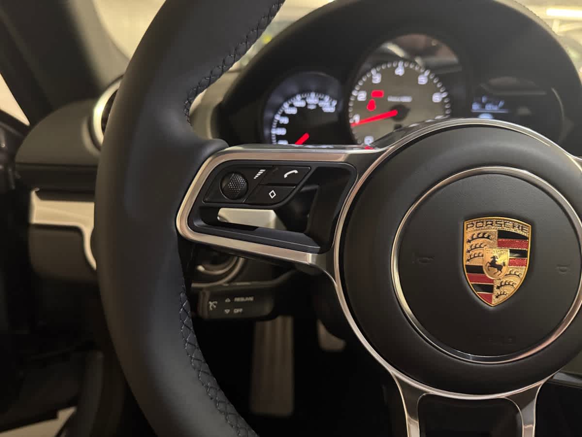 new 2025 Porsche 718 Cayman car
