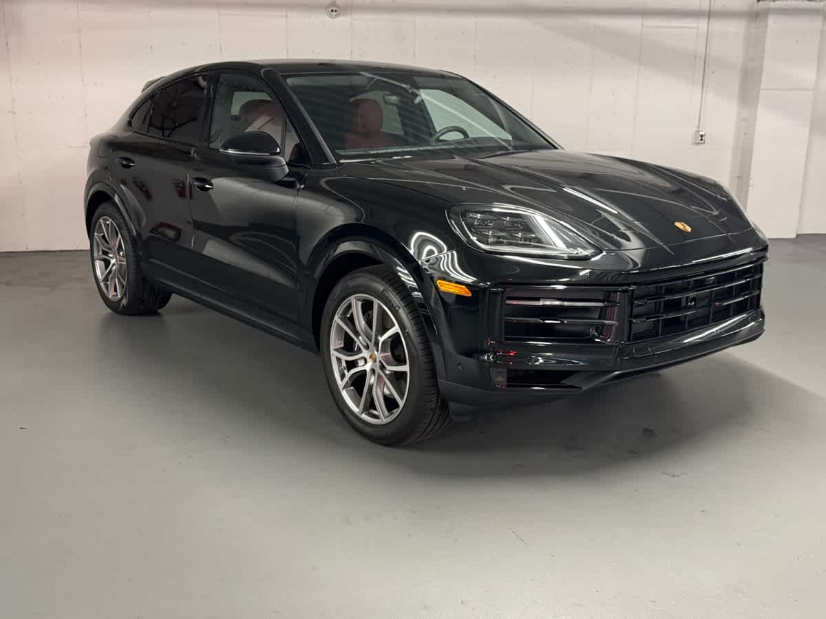 new 2025 Porsche Cayenne car