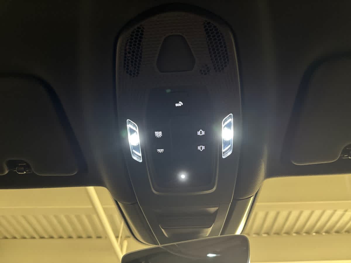 new 2025 Porsche Cayenne car