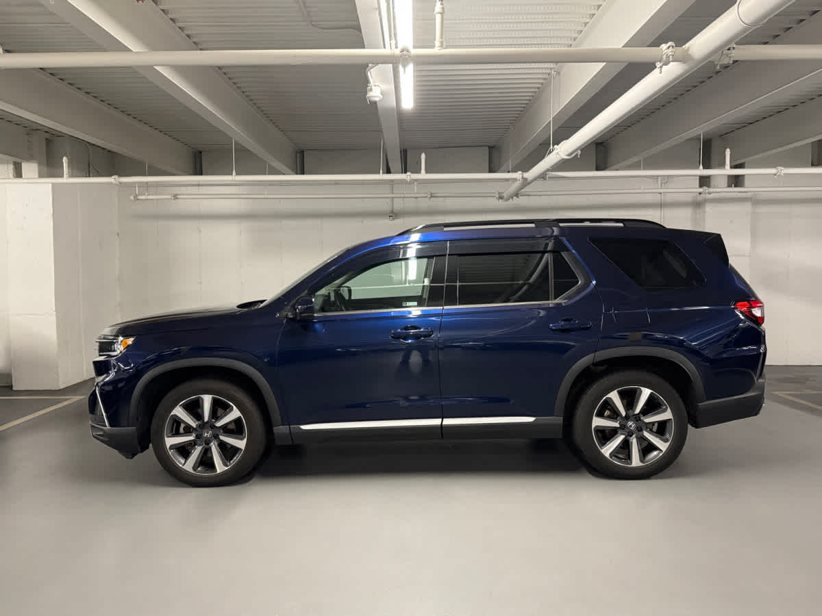used 2023 Honda Pilot car, priced at $37,997
