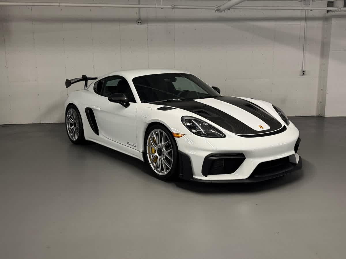 new 2025 Porsche 718 Cayman car