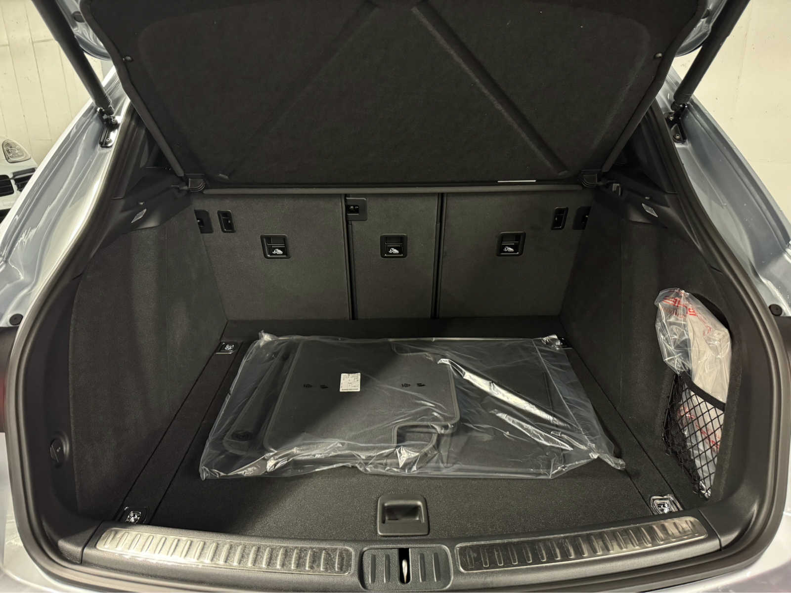 used 2025 Porsche Macan car, priced at $66,497