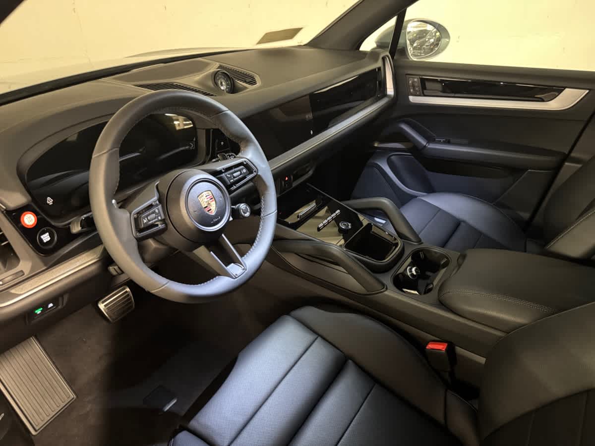 new 2025 Porsche Cayenne car