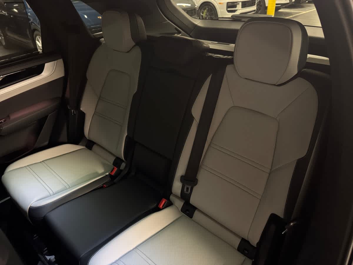 new 2026 Porsche Cayenne car