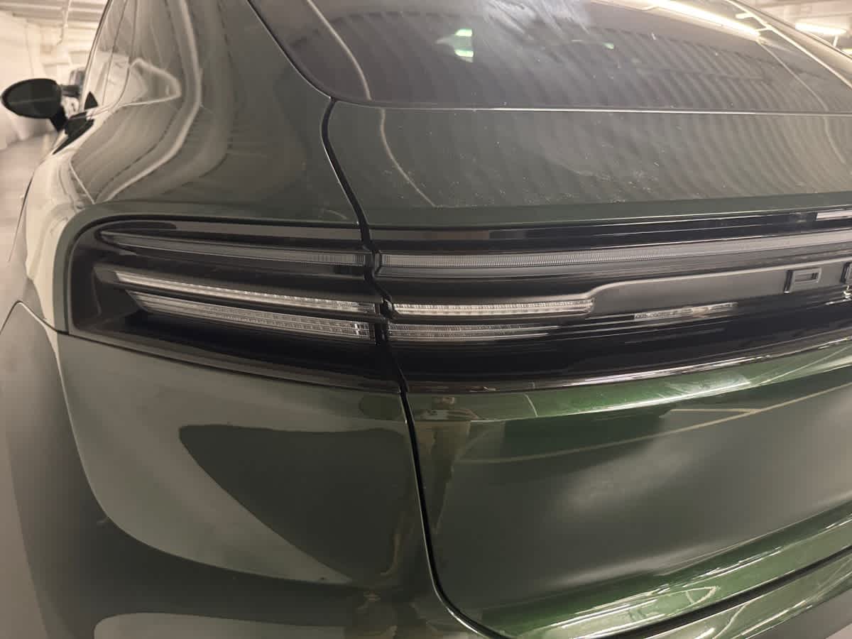 new 2025 Porsche Macan car