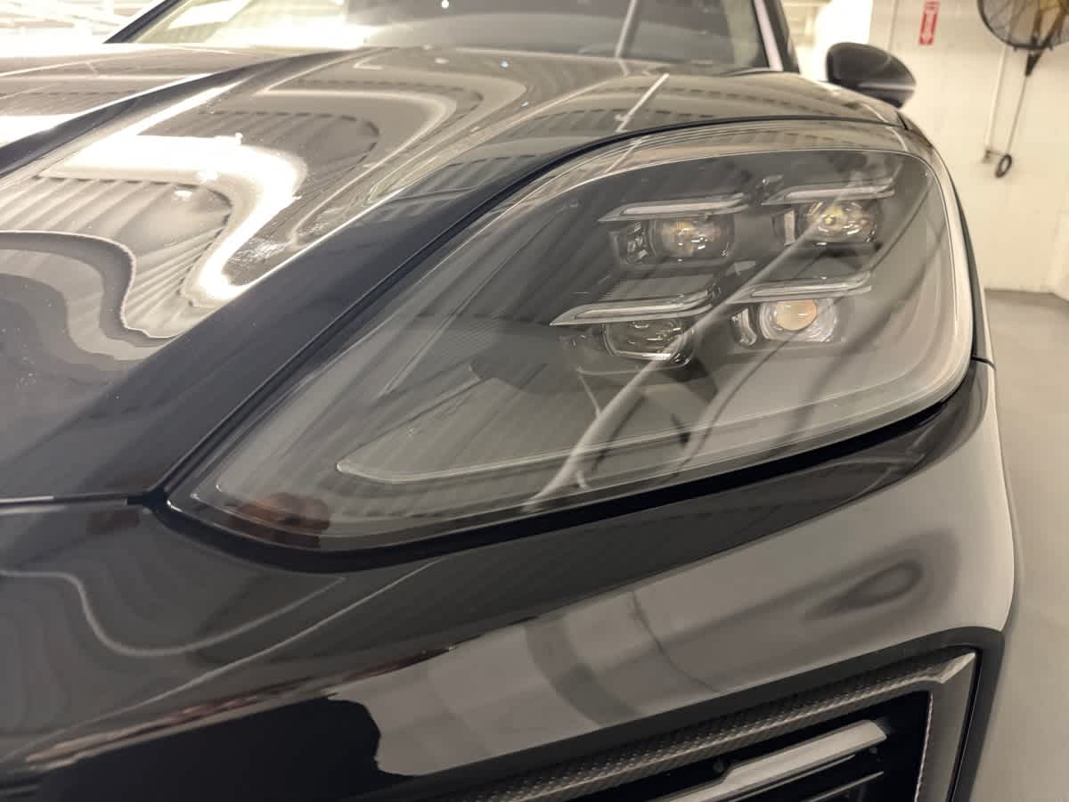 new 2025 Porsche Cayenne car