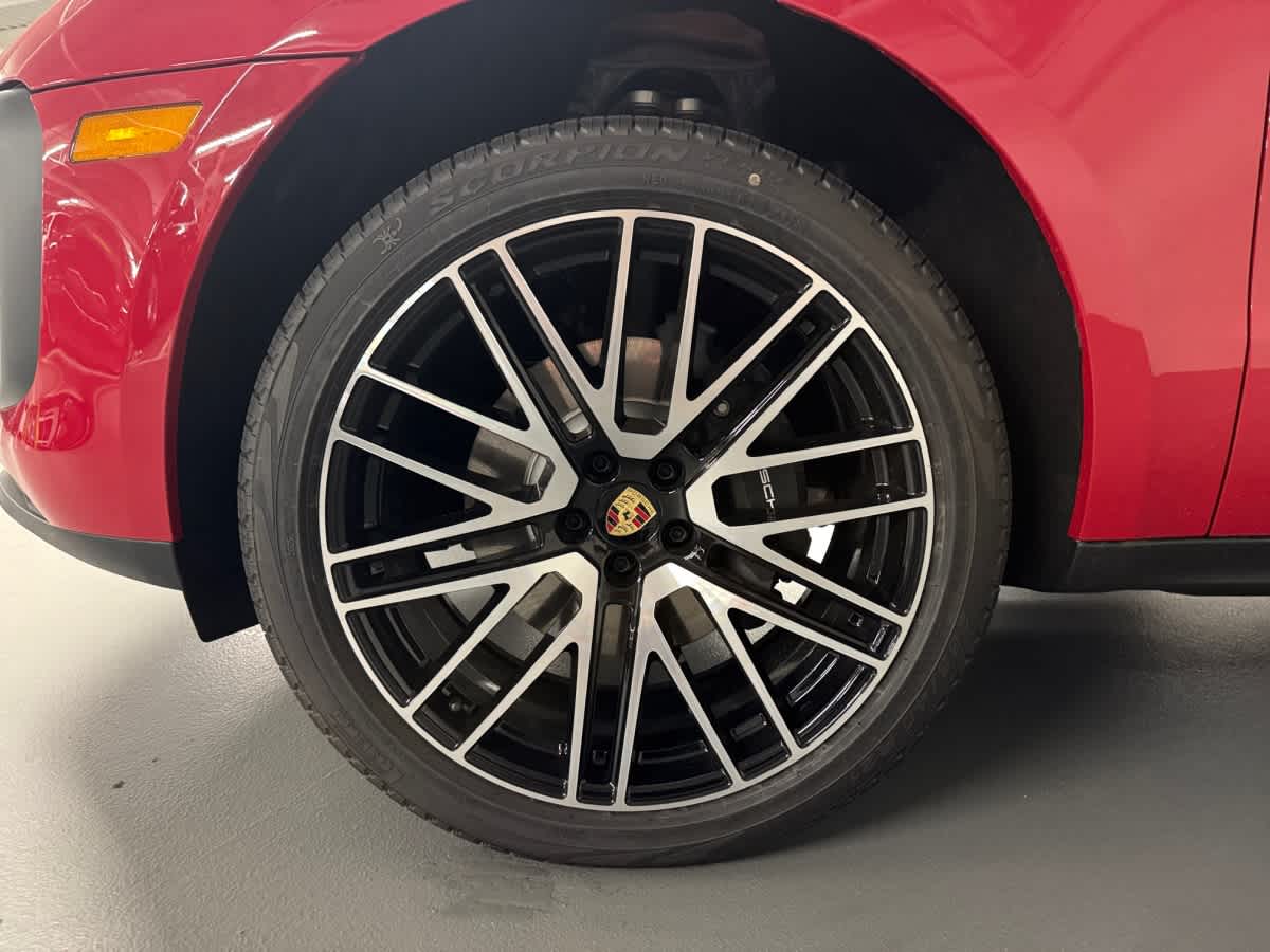 new 2025 Porsche Macan car