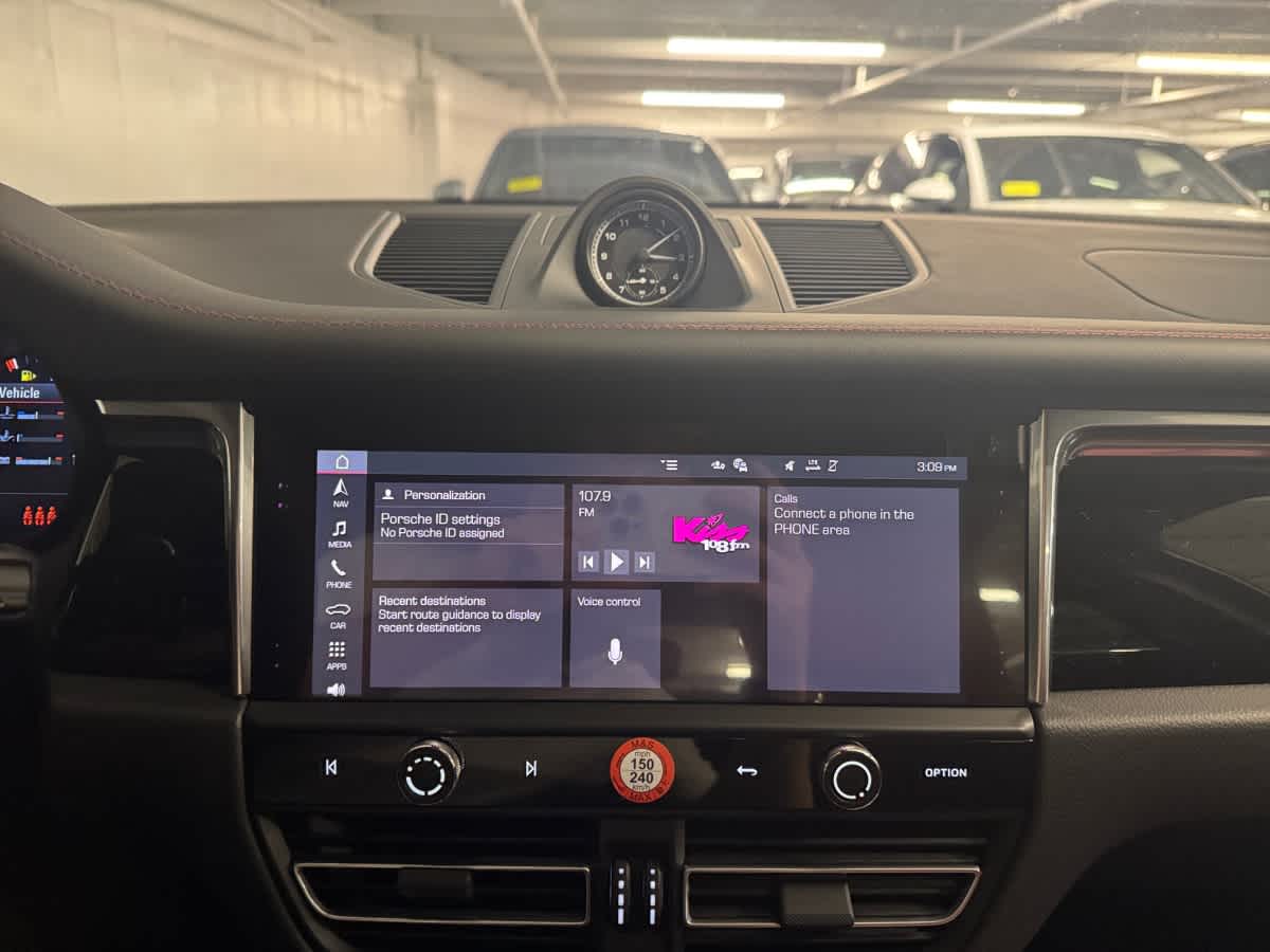 new 2026 Porsche Macan car