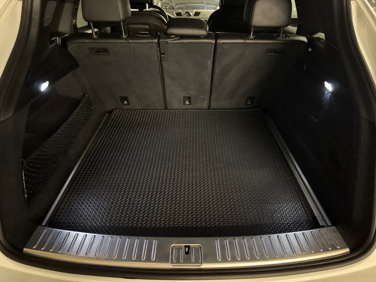 used 2019 Porsche Cayenne car, priced at $33,997