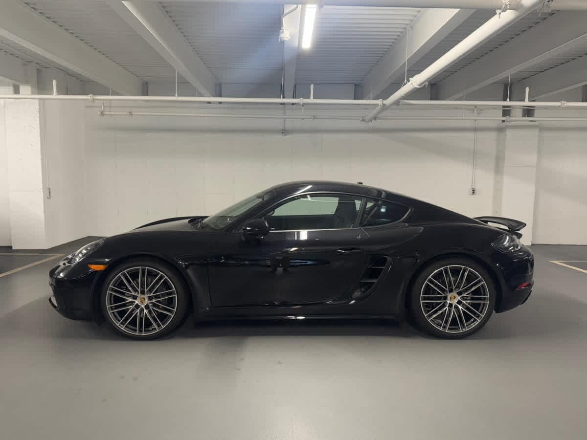 new 2025 Porsche 718 Cayman car
