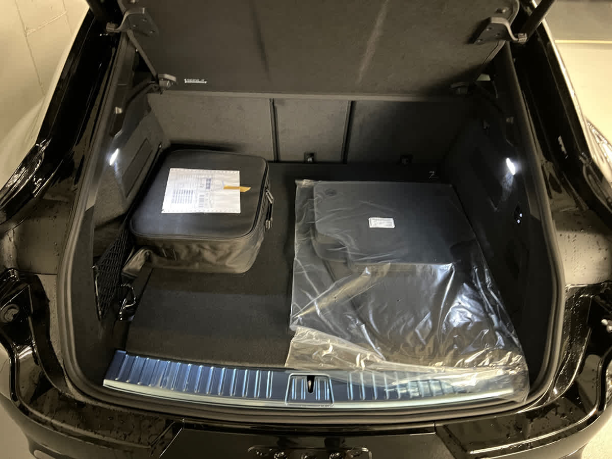 new 2026 Porsche Cayenne car