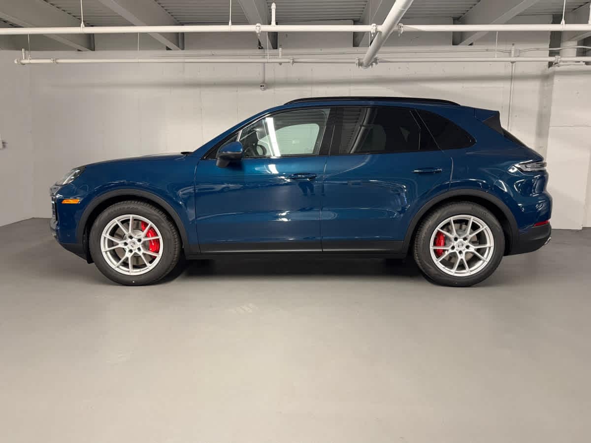 new 2025 Porsche Cayenne car