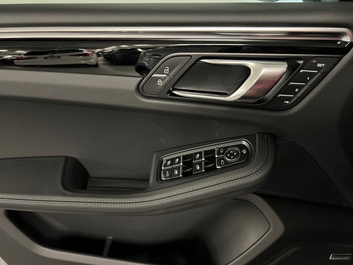 new 2026 Porsche Macan car