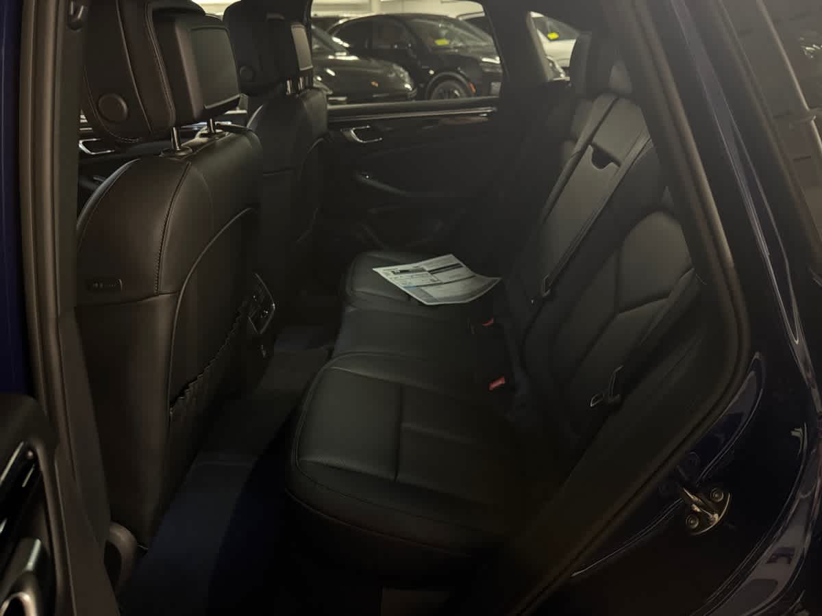 new 2025 Porsche Macan car