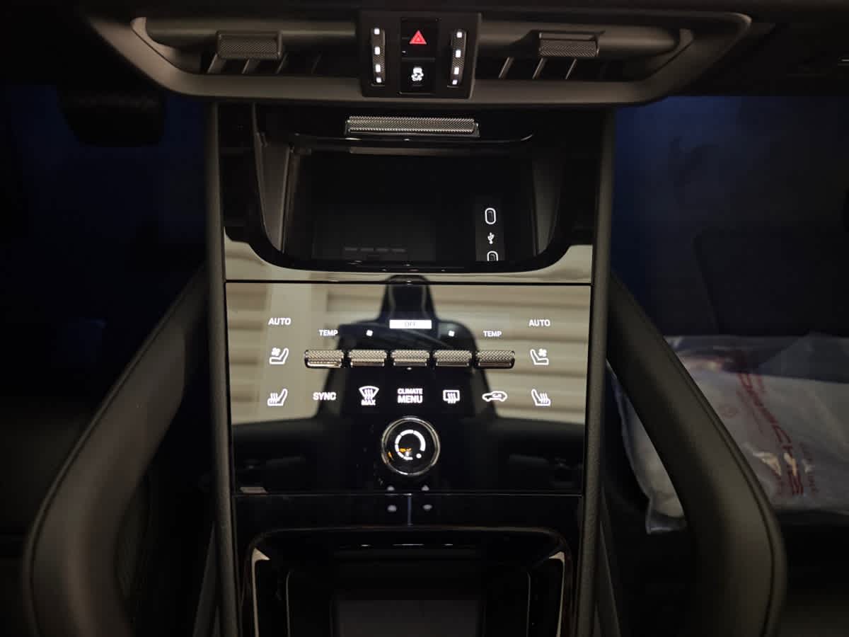 new 2026 Porsche Cayenne car