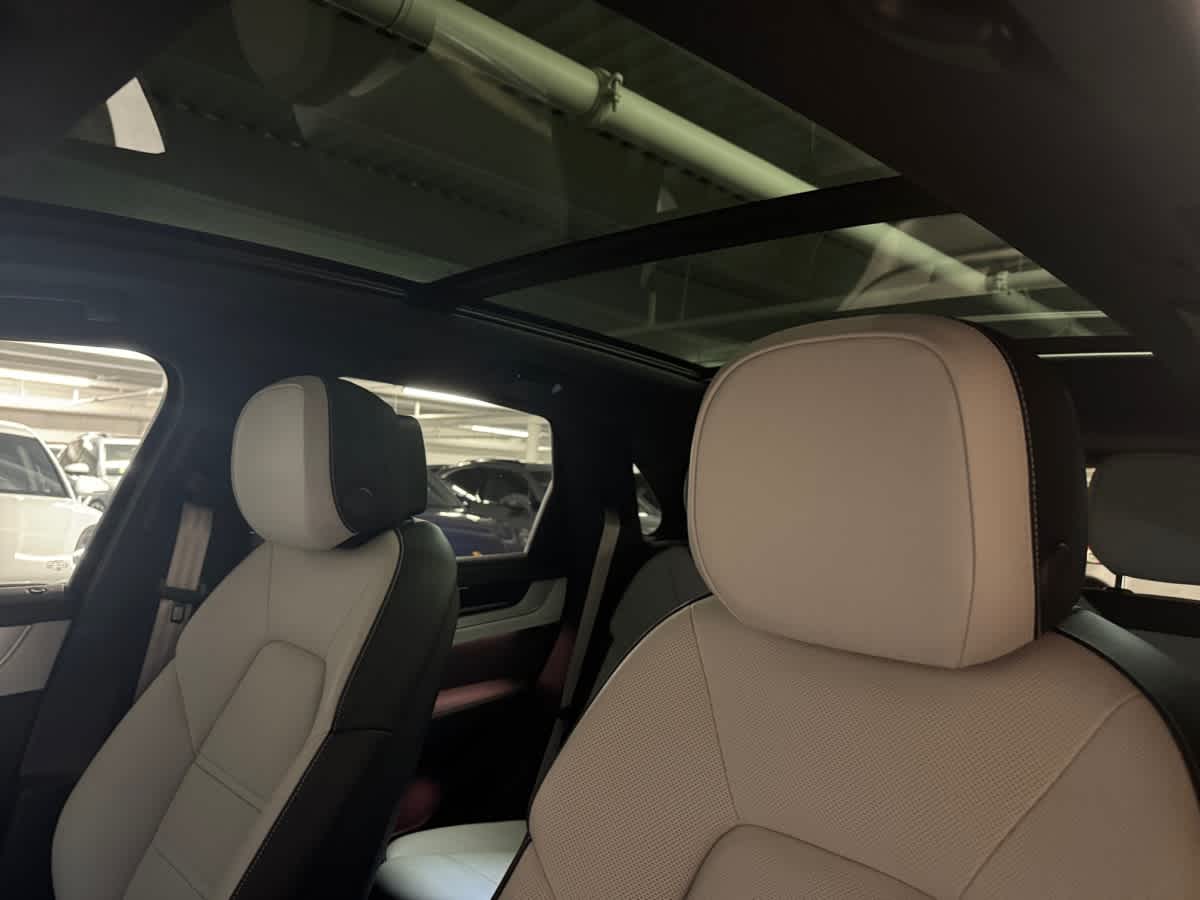 new 2025 Porsche Cayenne car