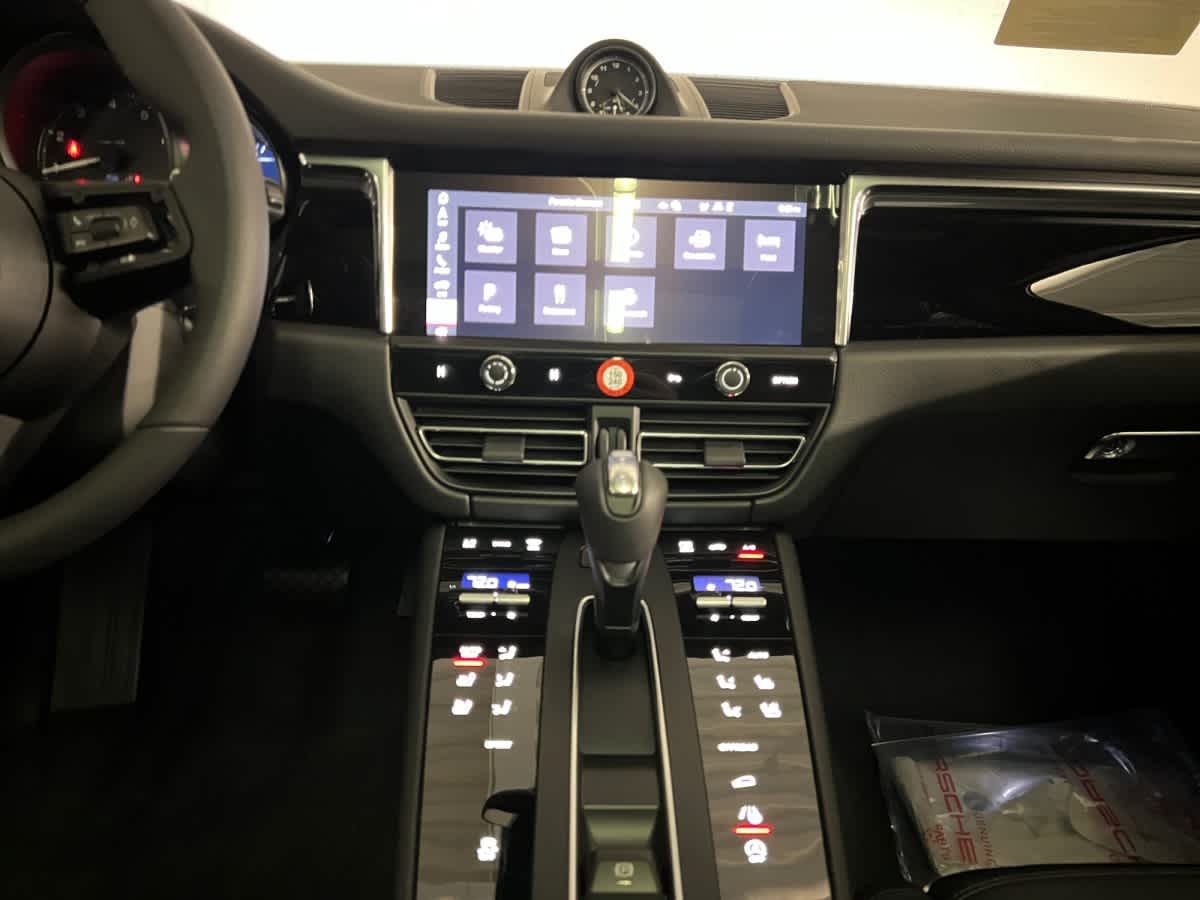 new 2026 Porsche Macan car