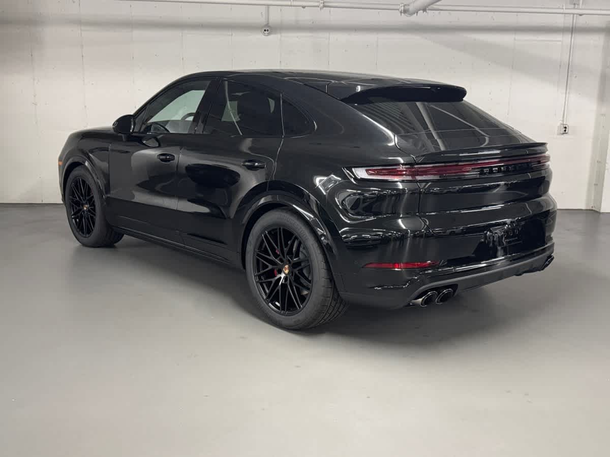 new 2025 Porsche Cayenne car