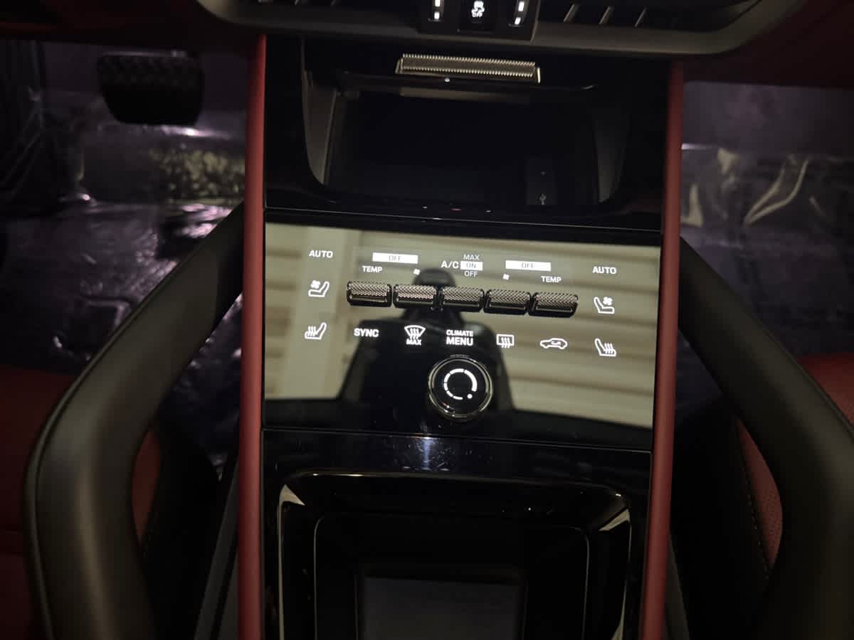 used 2025 Porsche Cayenne car, priced at $92,998