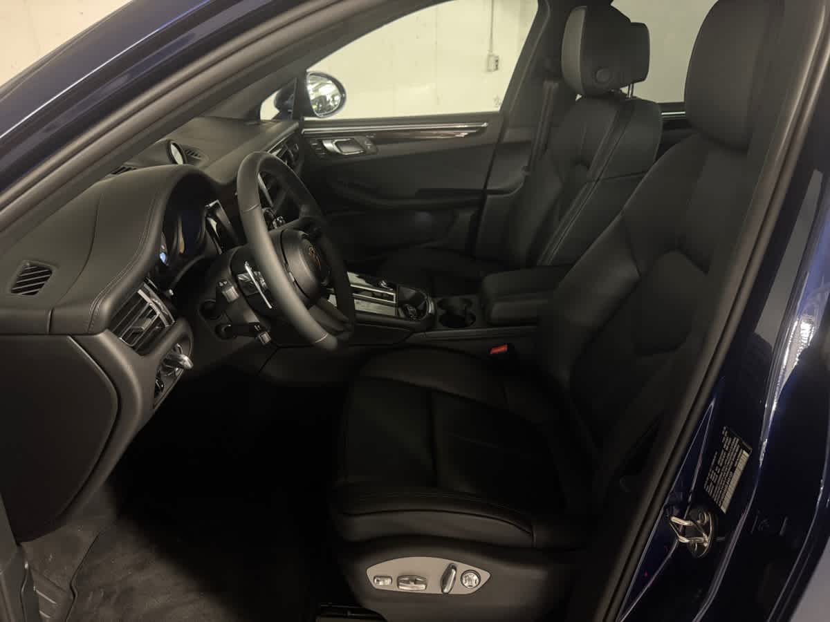 new 2025 Porsche Macan car