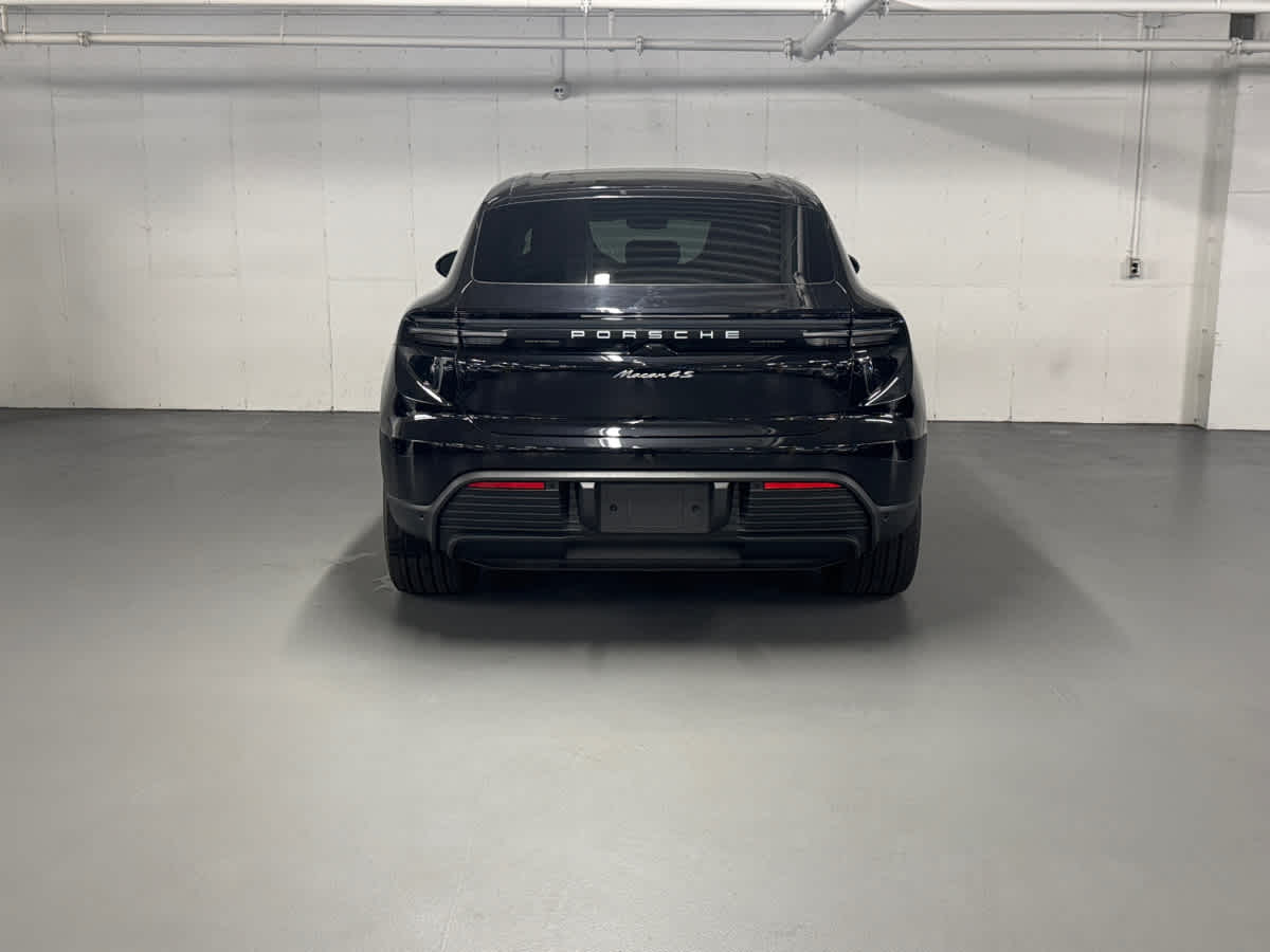 new 2025 Porsche Macan car