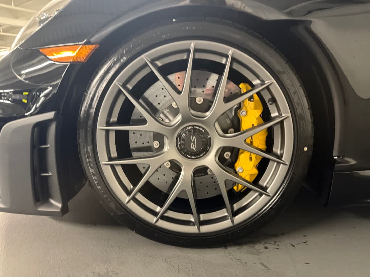 new 2025 Porsche 718 Spyder car
