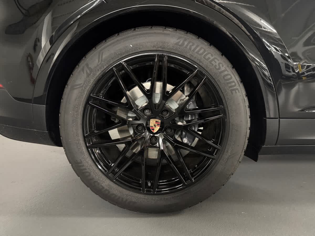 new 2026 Porsche Cayenne car
