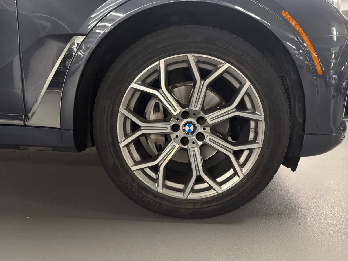 used 2021 BMW X7 car, priced at $33,497