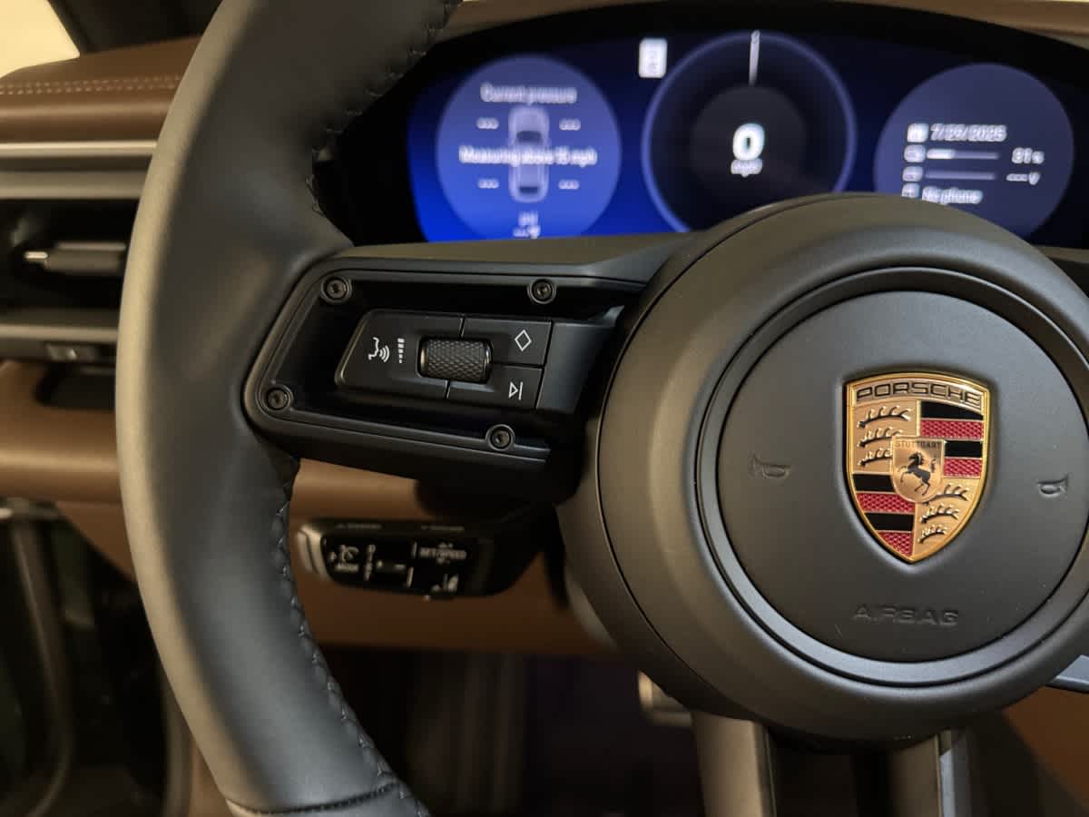 new 2025 Porsche Macan car