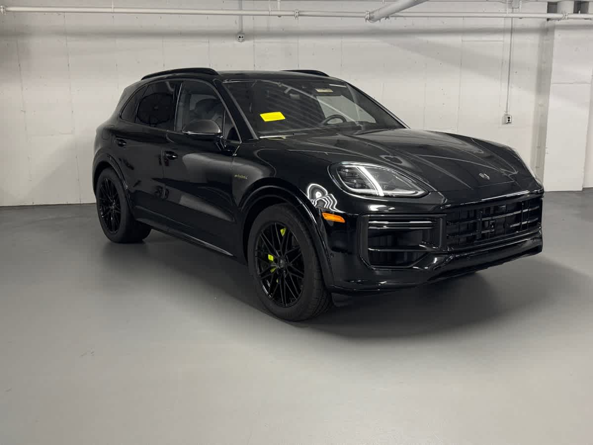 new 2025 Porsche Cayenne car