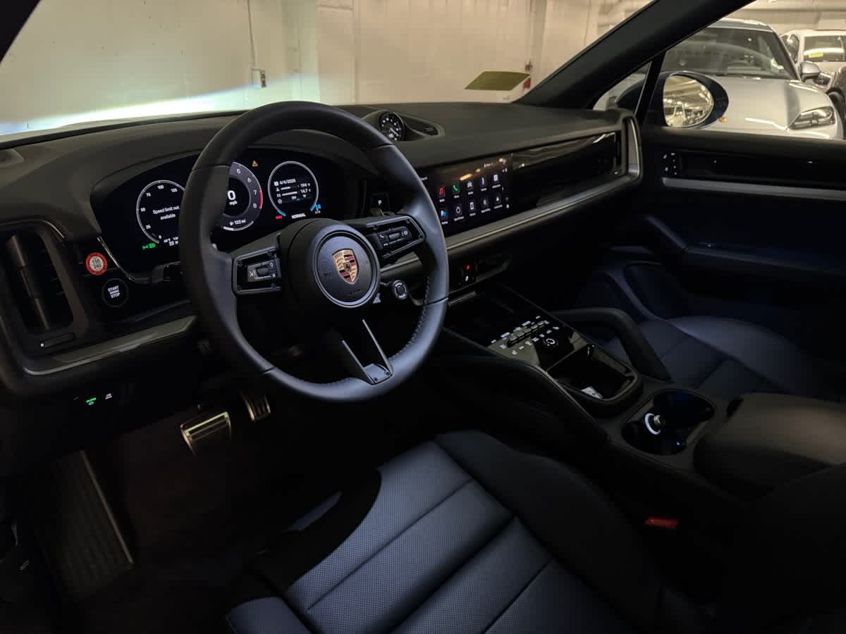 new 2025 Porsche Cayenne car