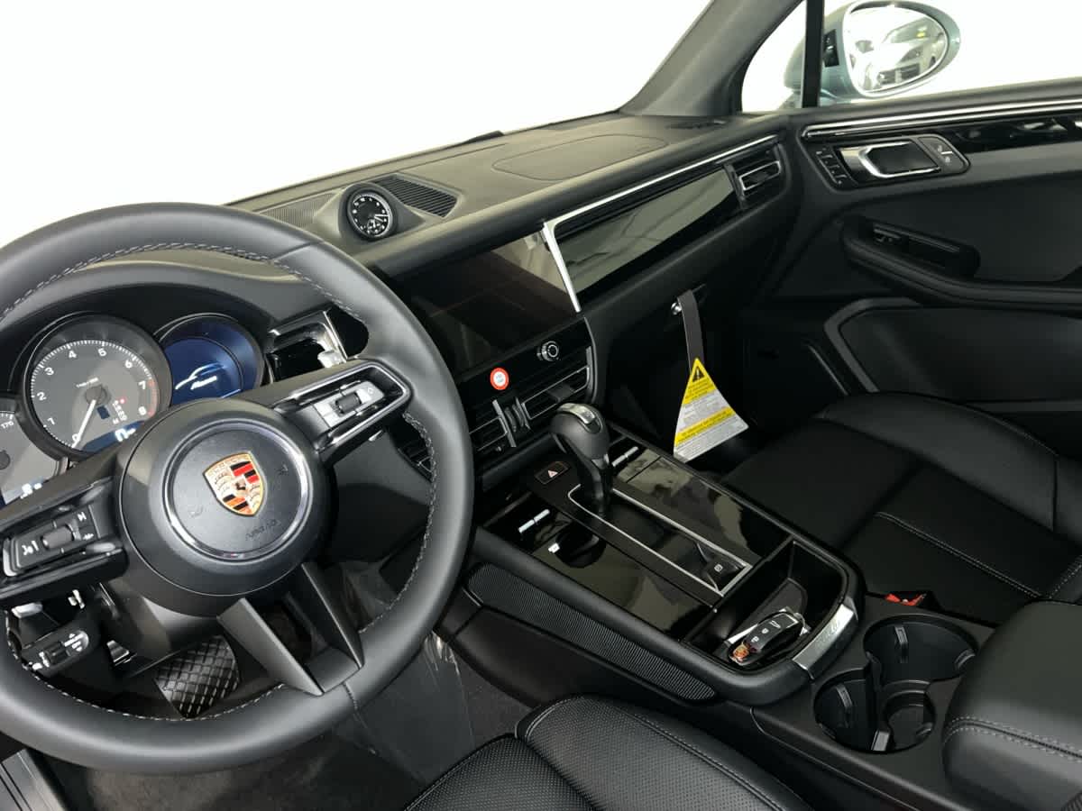 new 2026 Porsche Macan car