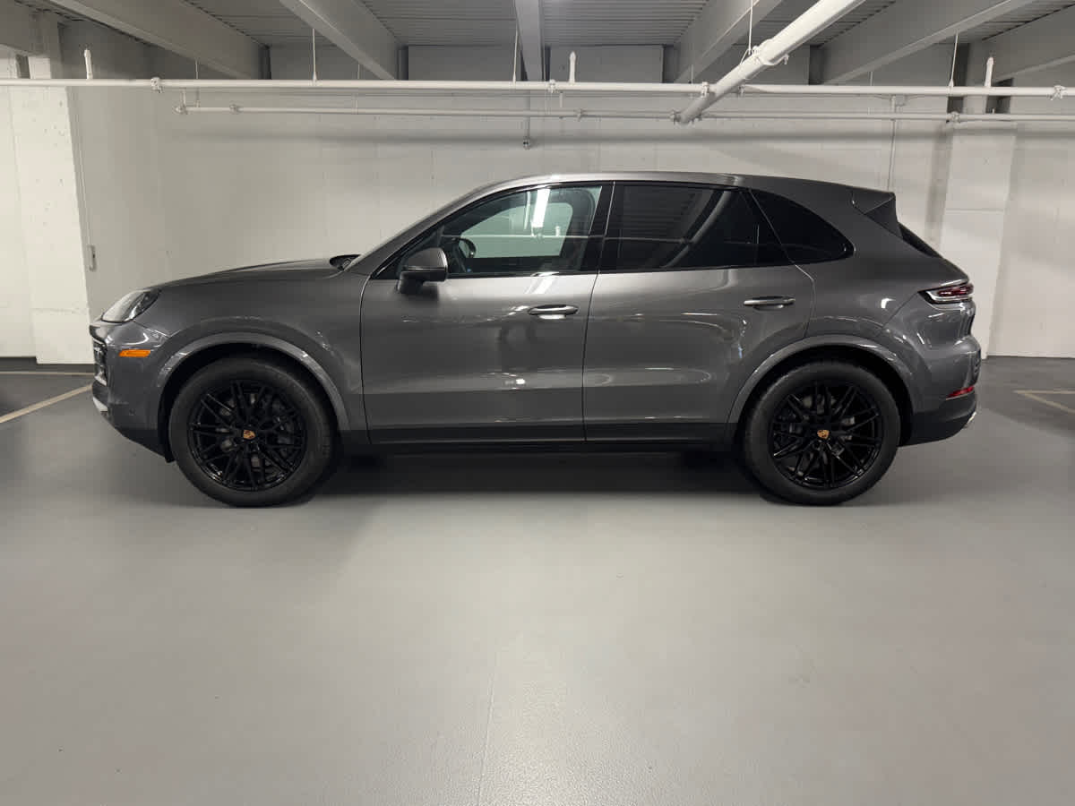 new 2025 Porsche Cayenne car