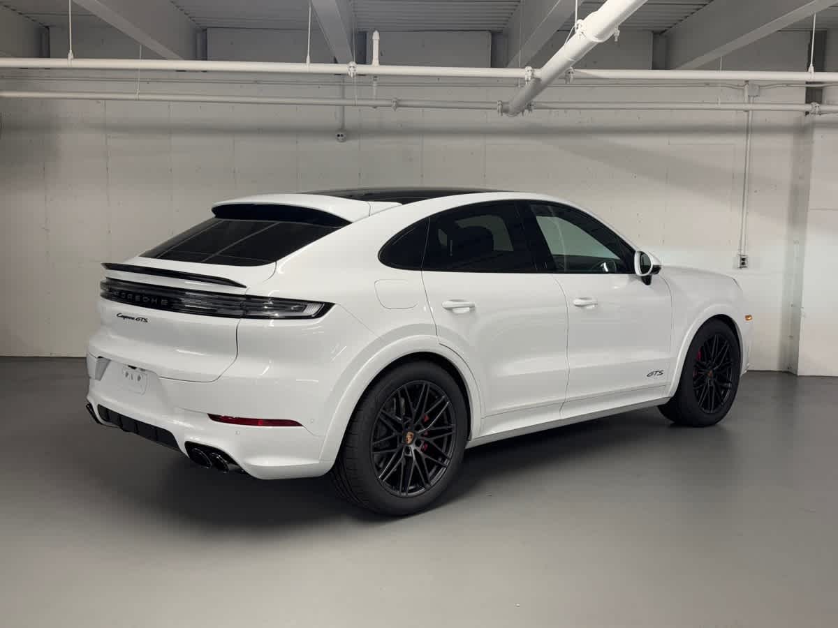 new 2026 Porsche Cayenne car