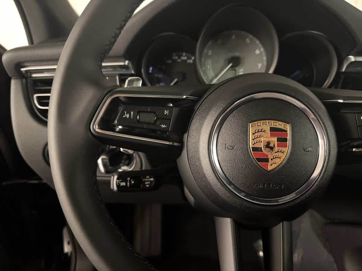 new 2025 Porsche Macan car