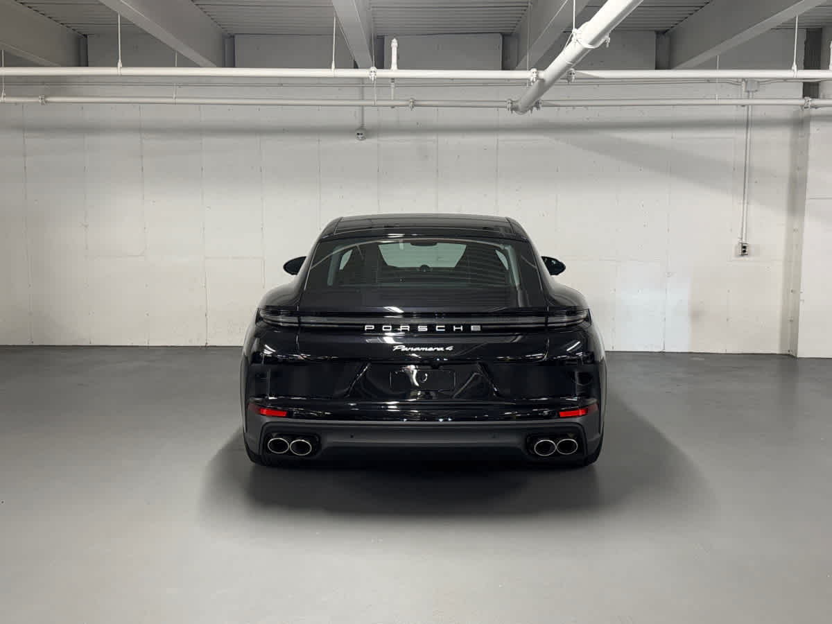 new 2026 Porsche Panamera car