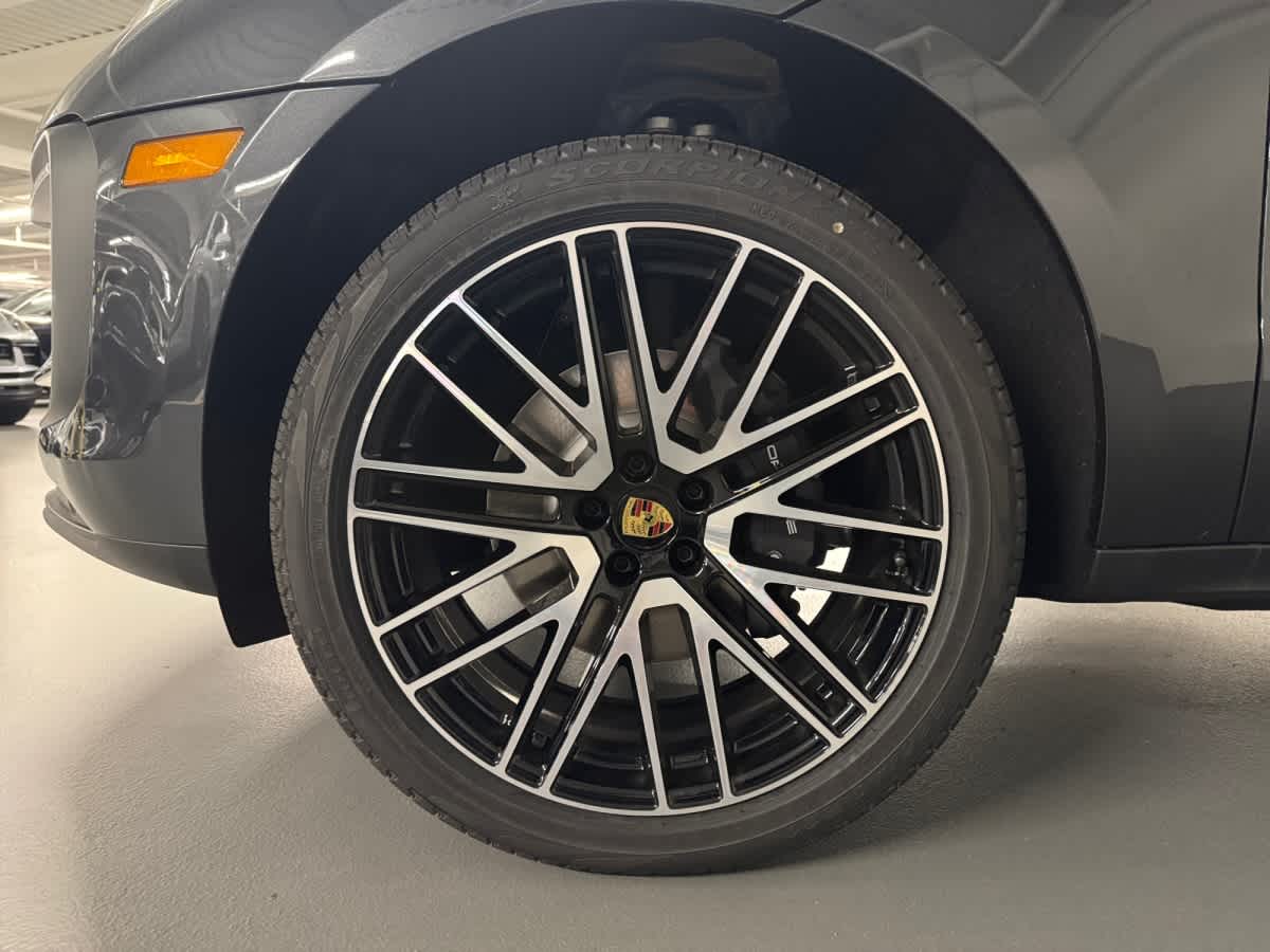 new 2026 Porsche Macan car