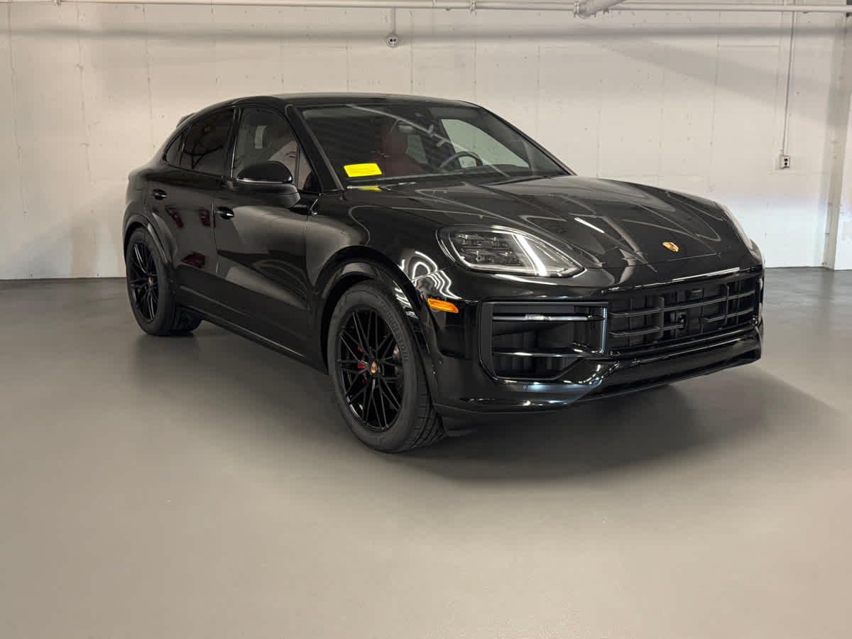 new 2025 Porsche Cayenne car