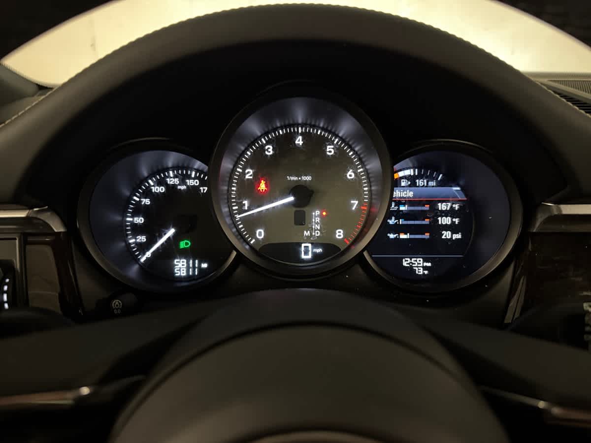 new 2025 Porsche Macan car