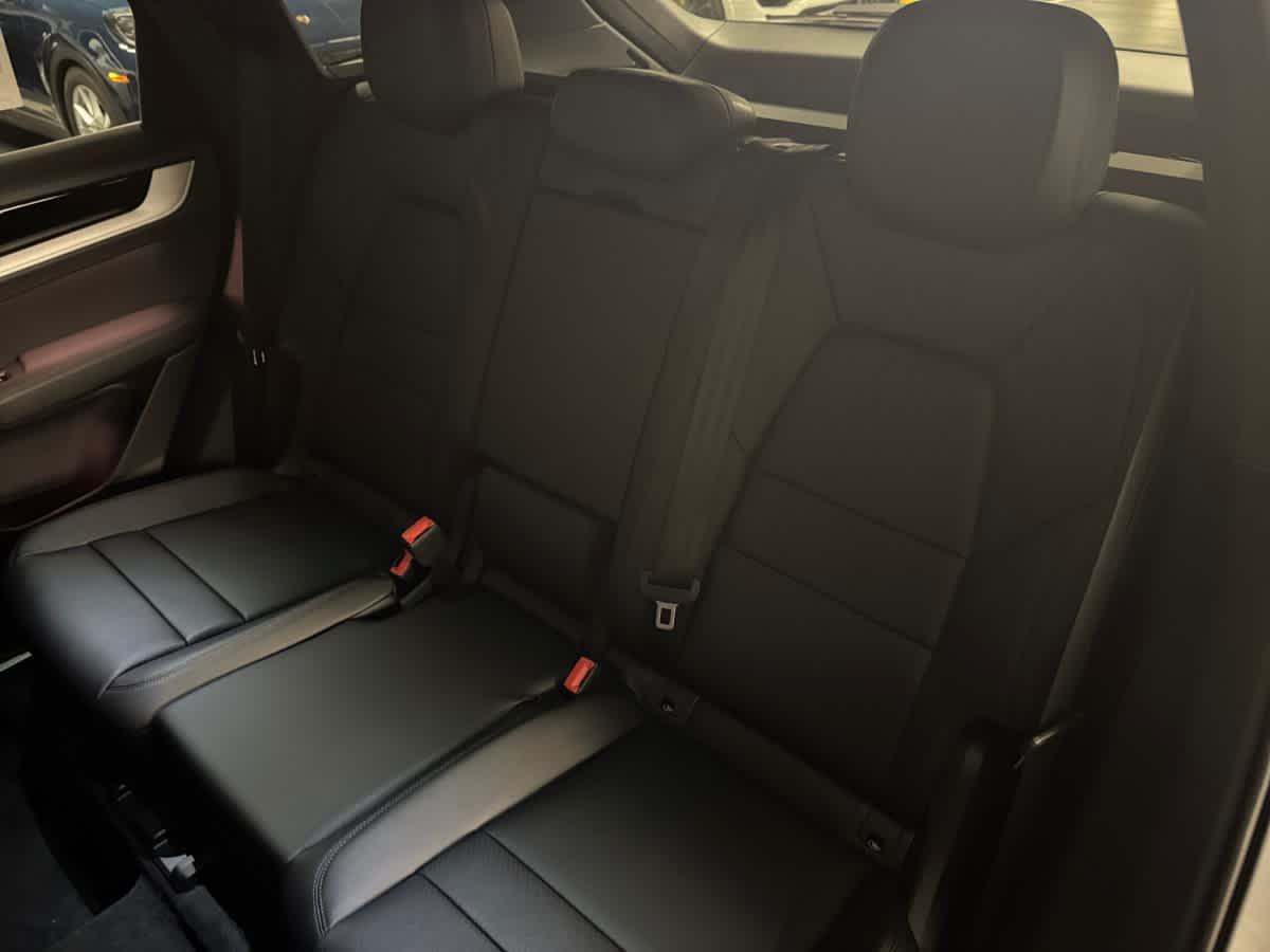 new 2026 Porsche Cayenne car