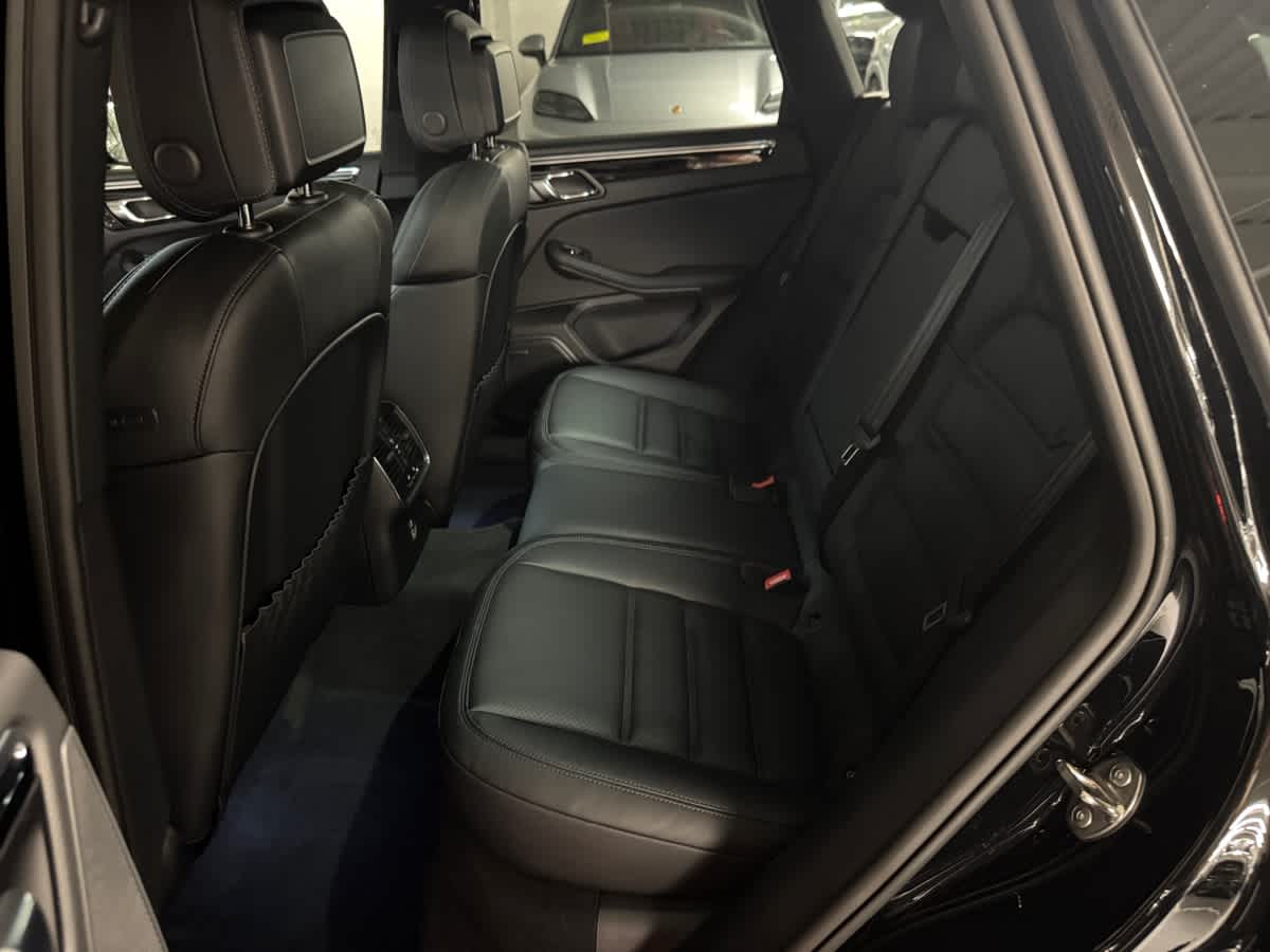 new 2025 Porsche Macan car